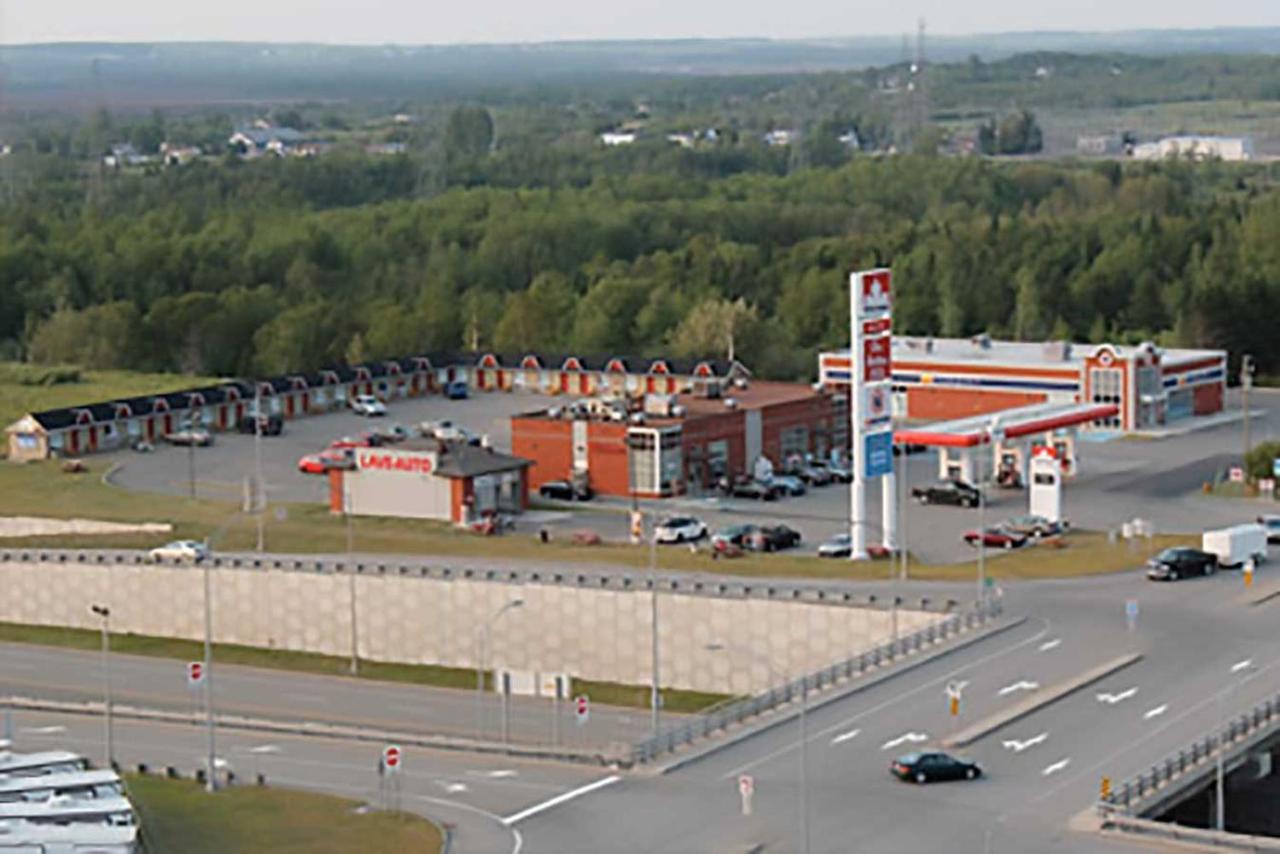 Motel Express Saint-Antonin Eksteriør billede